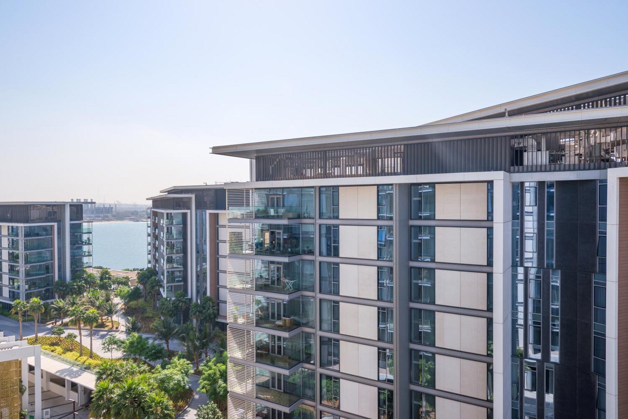 Premium 2+ 1 Bedroom Condo In The Heart Of Bluewaters Island Дубай Экстерьер фото